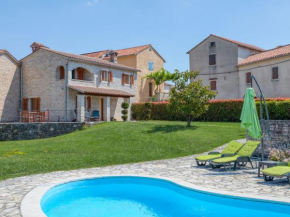 Holiday Home Villa Frapi - PZN324